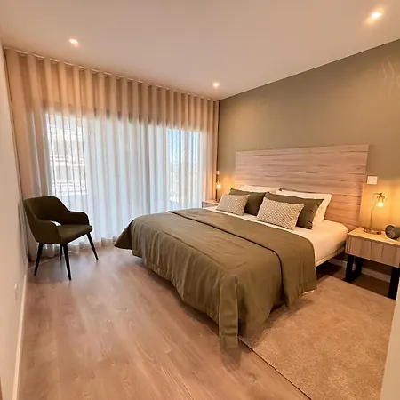 Sunset Horizon - By Sch Lägenhet Nazaré